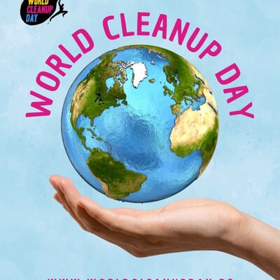 wcd_hand_1080x1350px-819x1024