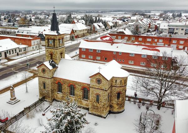 Bild vergrößern: kirche_gerwisch_evang
