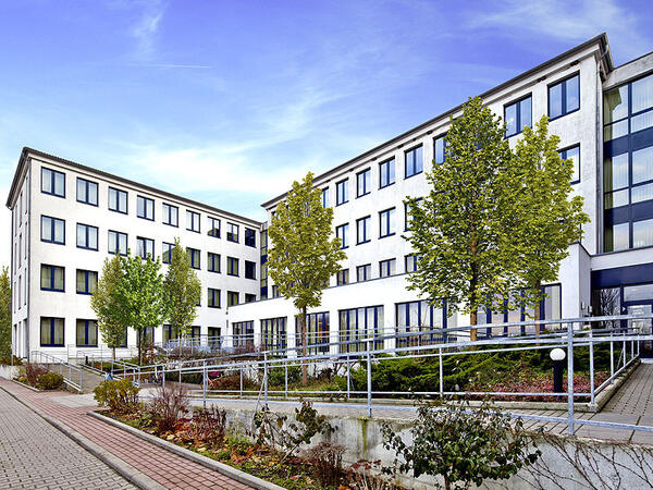 Bild vergrößern: pflegeheim_heyrothsberge